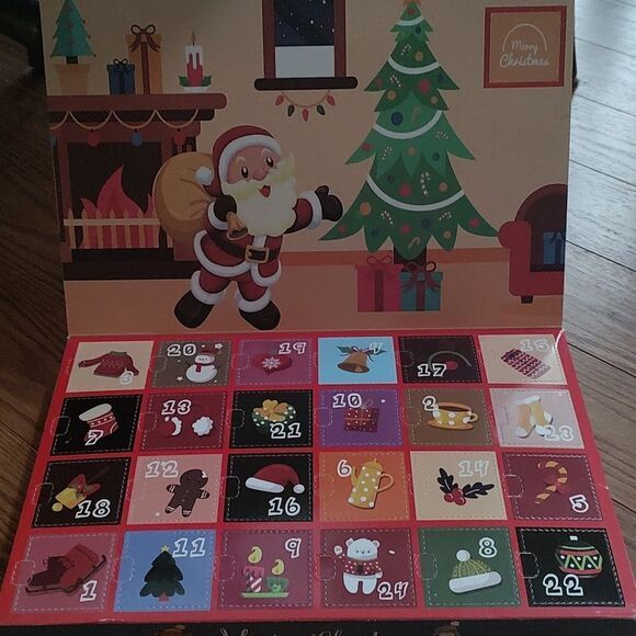 Advent Calendar  Christmas 24 mochi squishables to open New in sealed packages - Picture 2 of 11